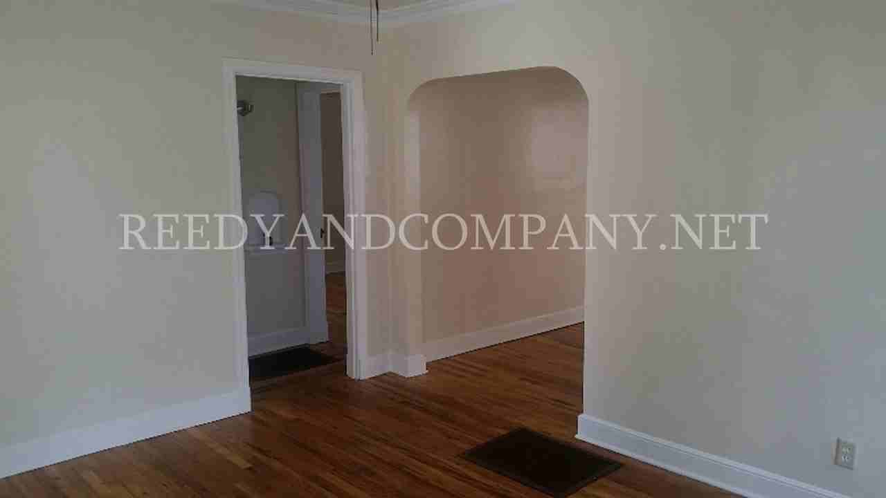 3711 Buchanan Ave - Photo 2 of 12