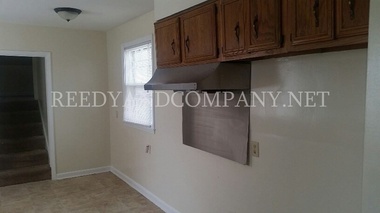 3711 Buchanan Ave - Photo 5 of 12