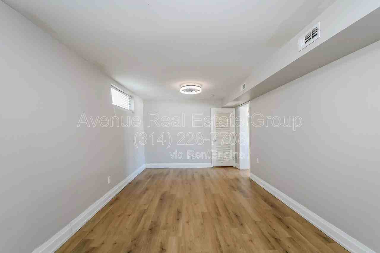 4370 Swan Ave #A - Photo 6 of 13