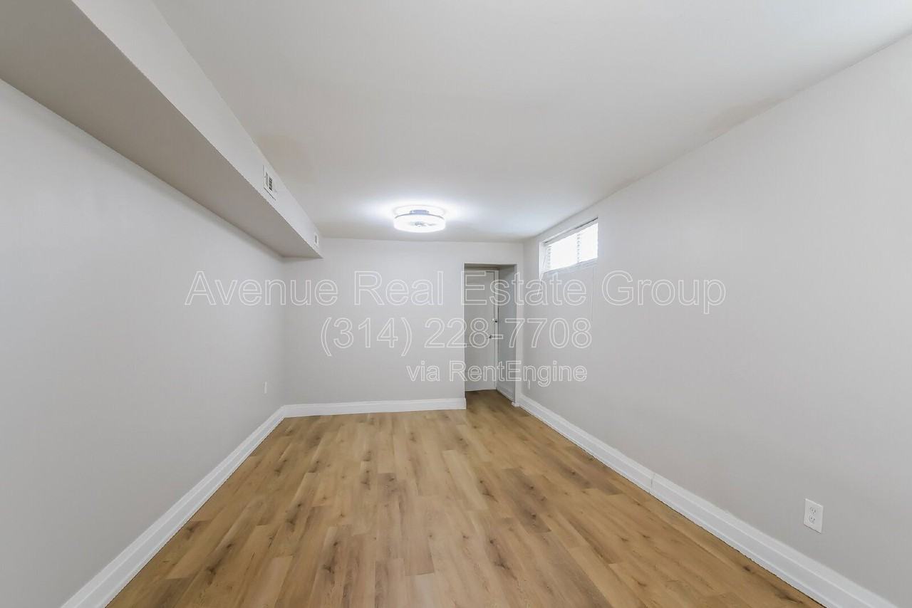 4370 Swan Ave #A - Photo 7 of 13