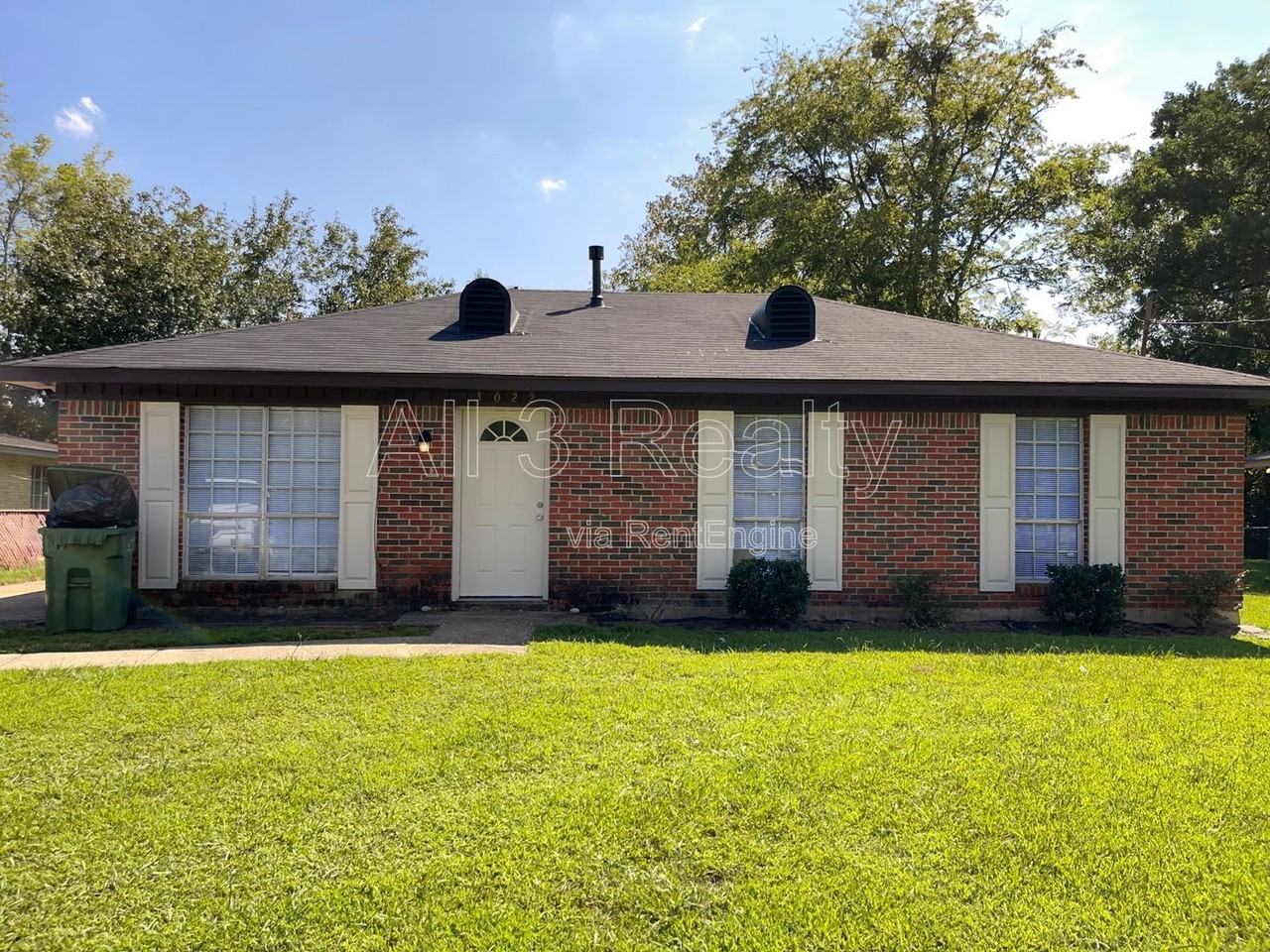 3022 Montwood Dr - Photo 2 of 28