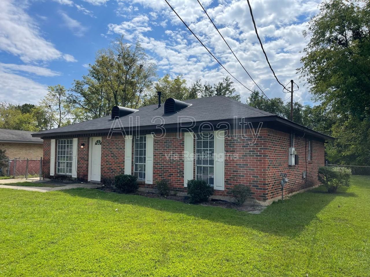 3022 Montwood Dr - Photo 3 of 28