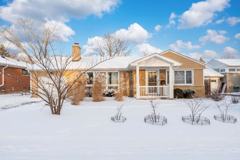 810 W Dresser Dr - Photo 1 of 1