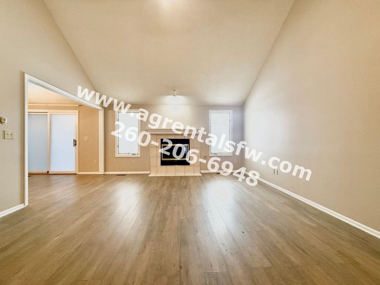 7411 Montclair Dr - Photo 2 of 19