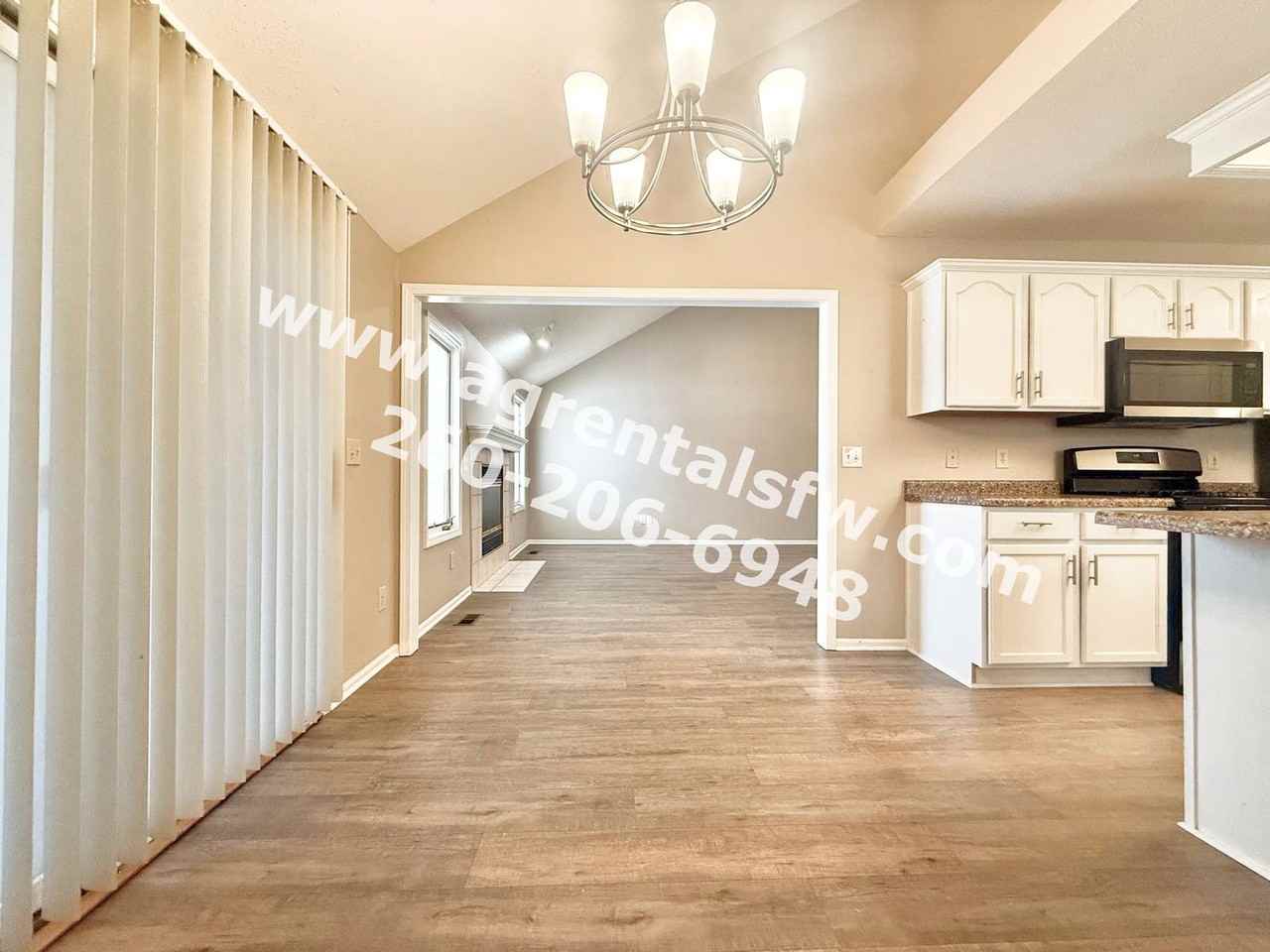 7411 Montclair Dr - Photo 5 of 19