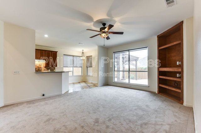 6721 Hayling Way - Photo 6 of 48