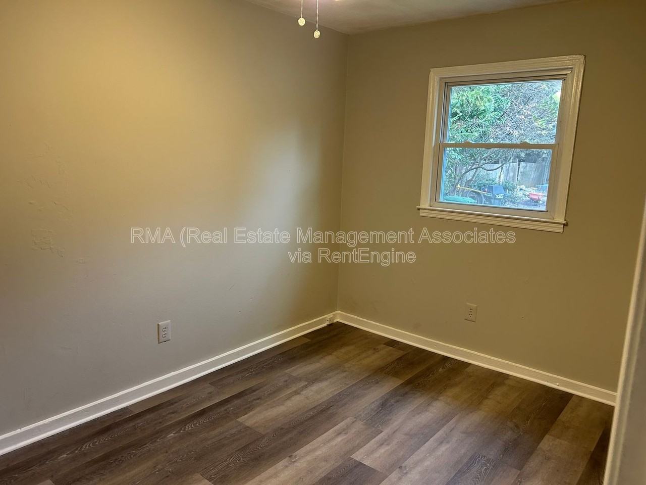 525 E Central Ave - Photo 5 of 6