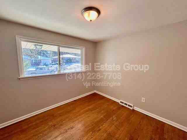 8819 Mcnulty Dr - Photo 4 of 7