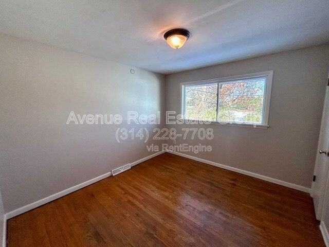 8819 Mcnulty Dr - Photo 5 of 7