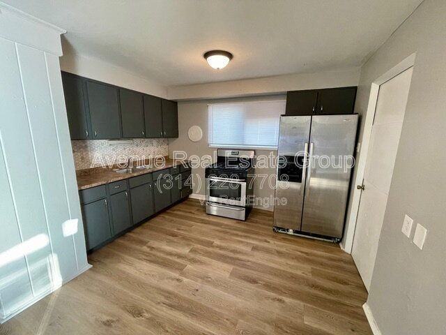 8330 Woodhurst Dr - Photo 3 of 8