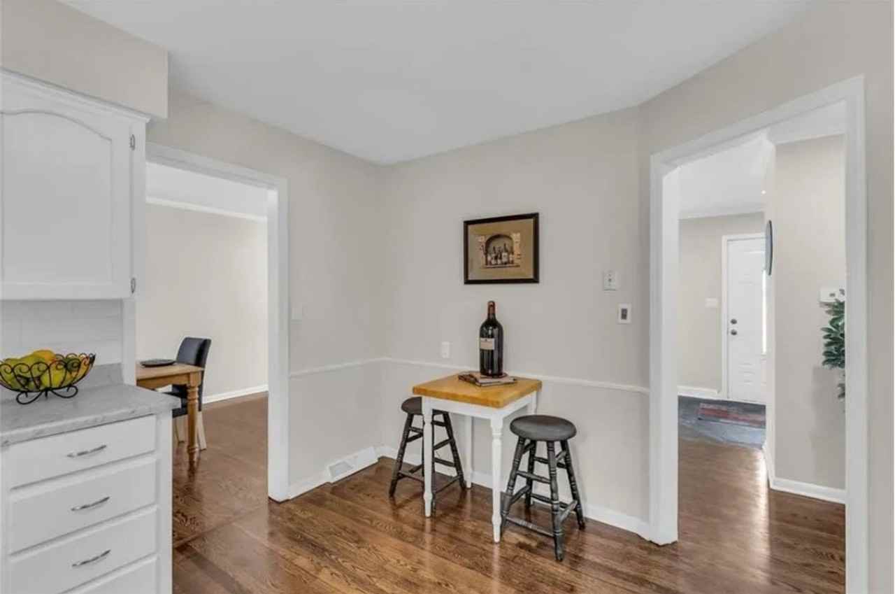 8604 Ford Ave - Photo 7 of 25