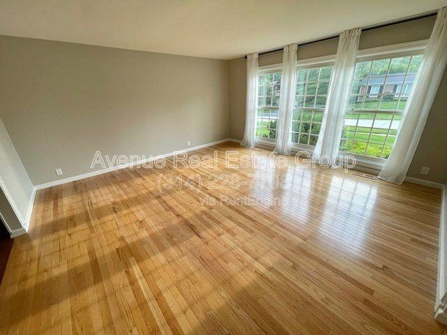 514 Redondo Dr - Photo 5 of 17