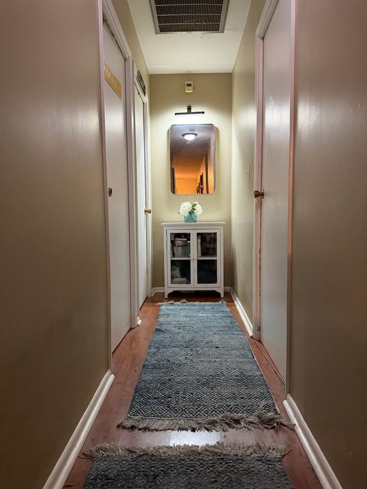 2711 Covington St - Photo 3 of 9