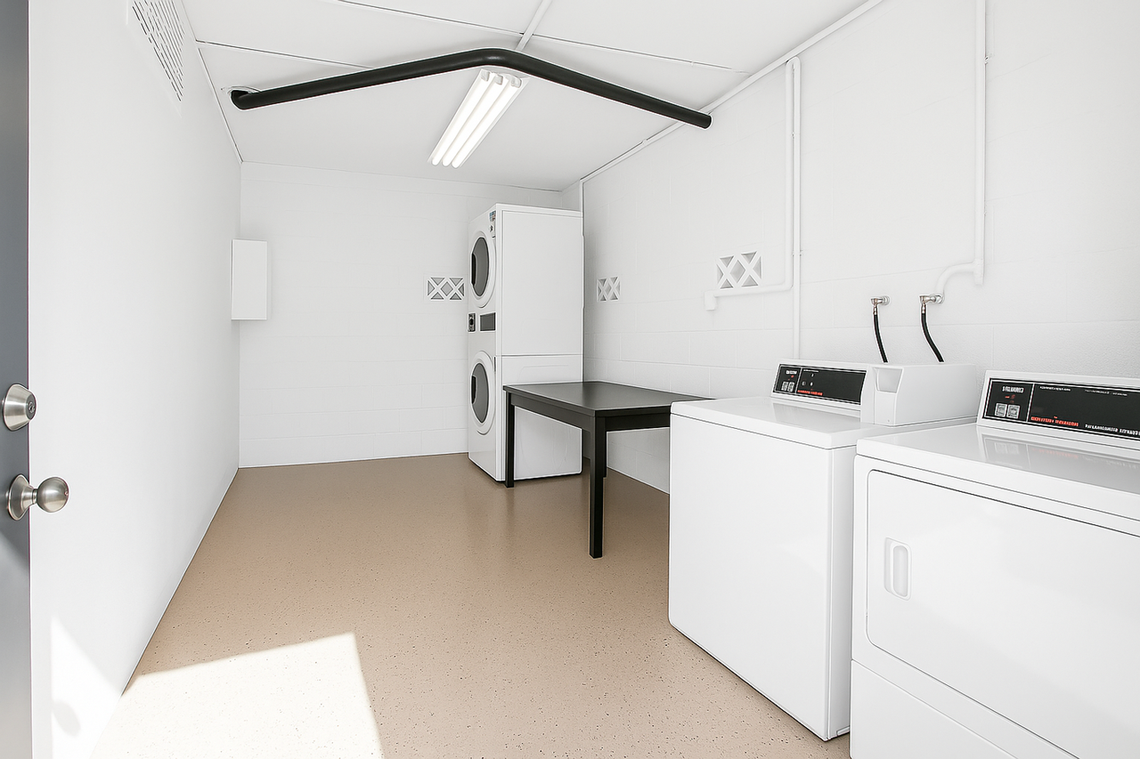 14112 Yukon Ave - Photo 5 of 12