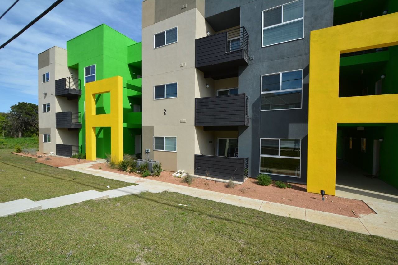 Green Spring Apartments - Photo 6 of 7