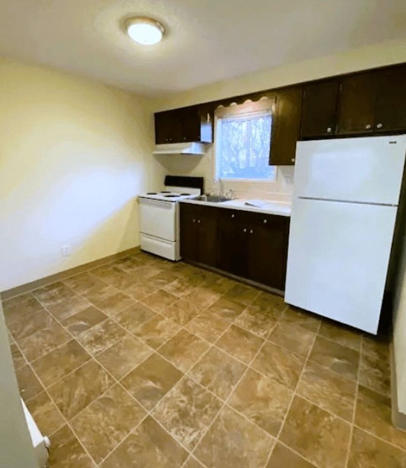 Nell Anna Court - Photo 2 of 33