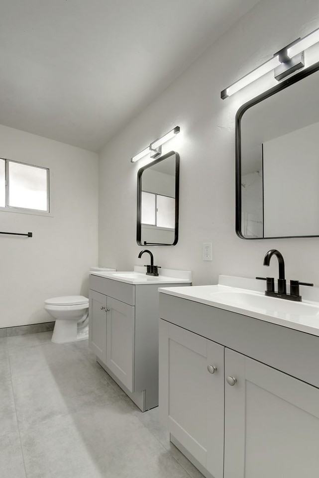 1025 E Campus Dr - Photo 4 of 49