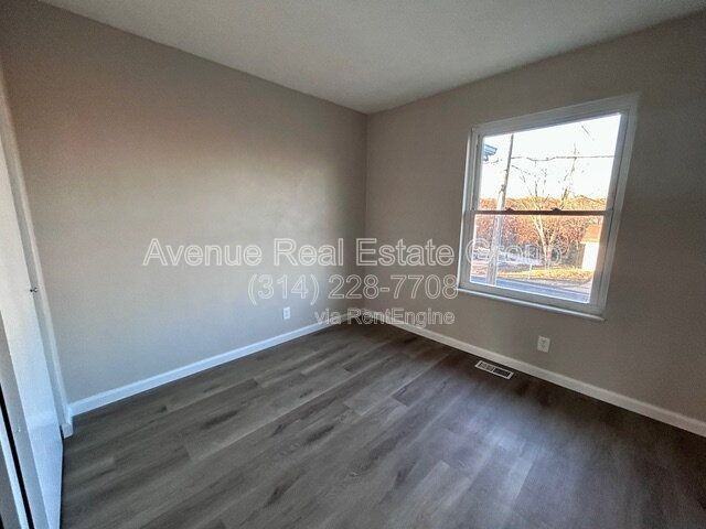 3751 Miller Rd - Photo 4 of 10