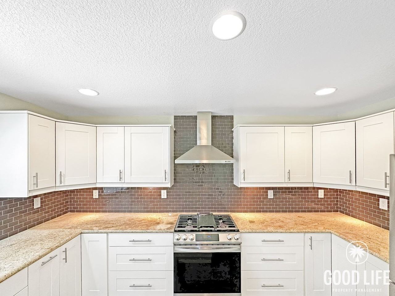 29 Sequoia Dr - Photo 6 of 50