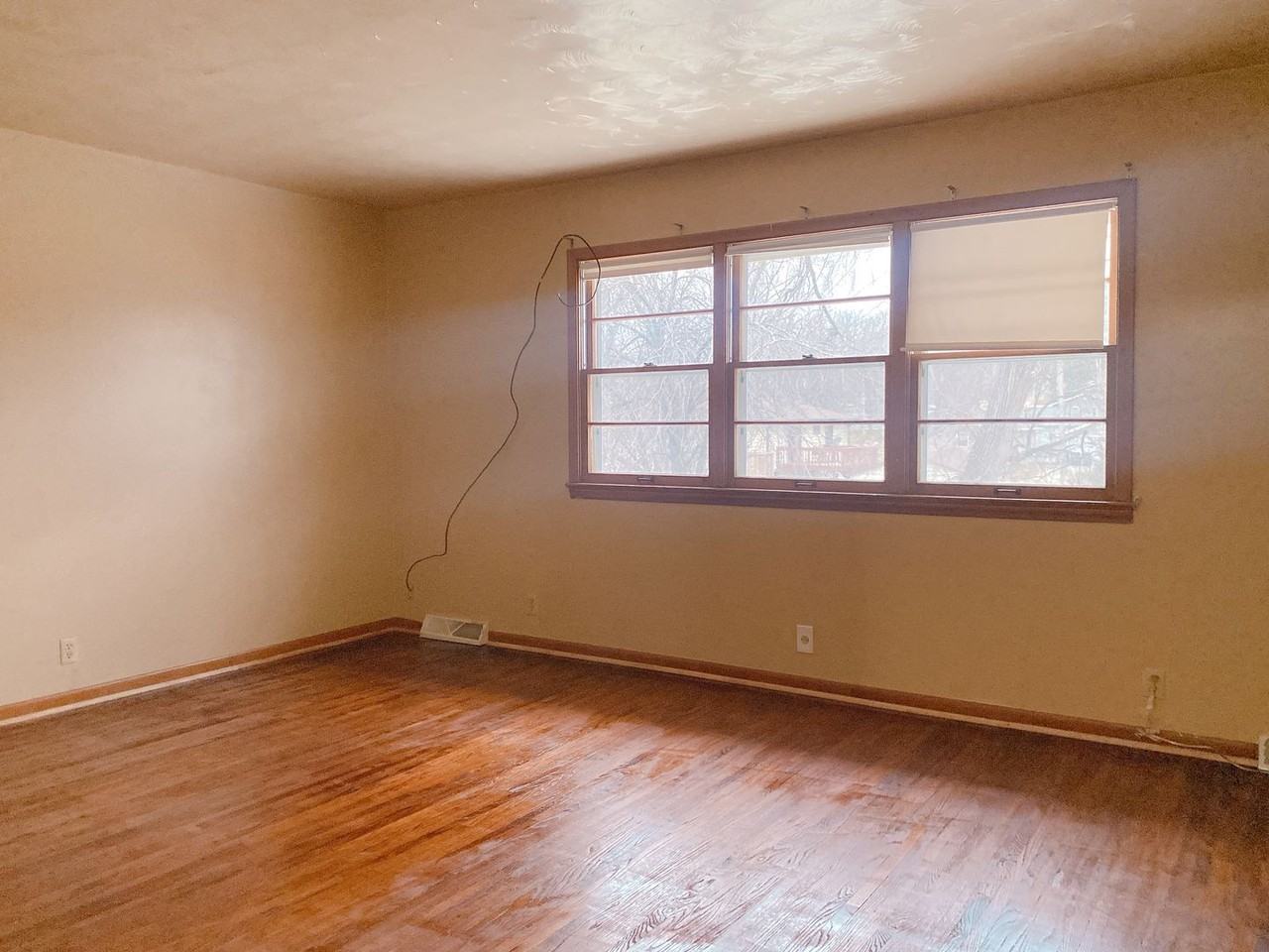 2508 N 78th Ave - Photo 2 of 50