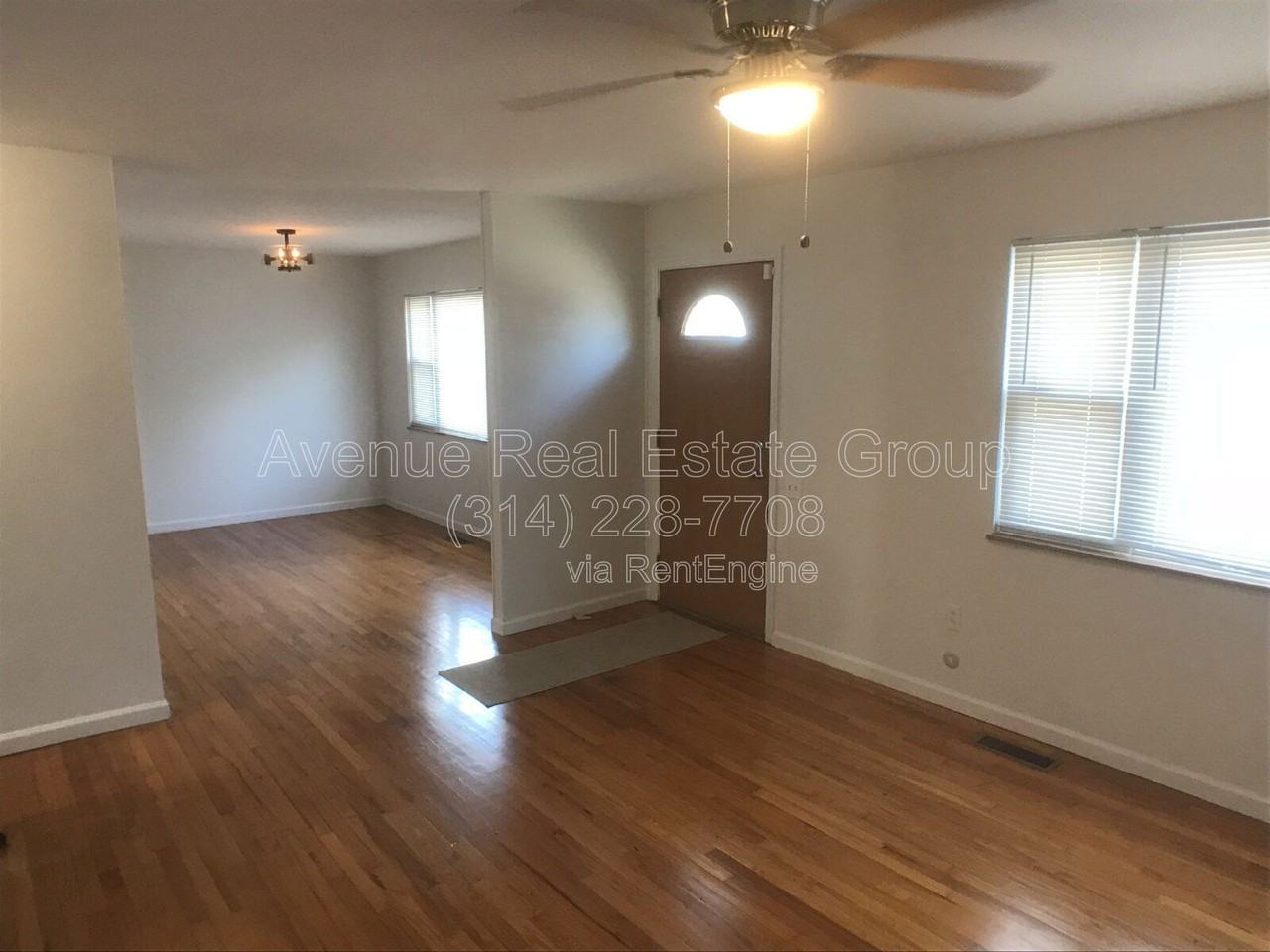 720 Preakness Ln - Photo 4 of 21