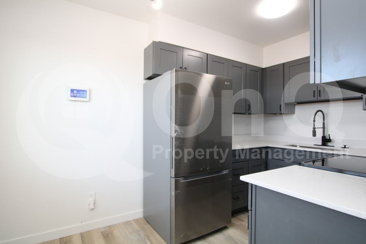 745 W Mcmurray Blvd #4 - Photo 2 of 11