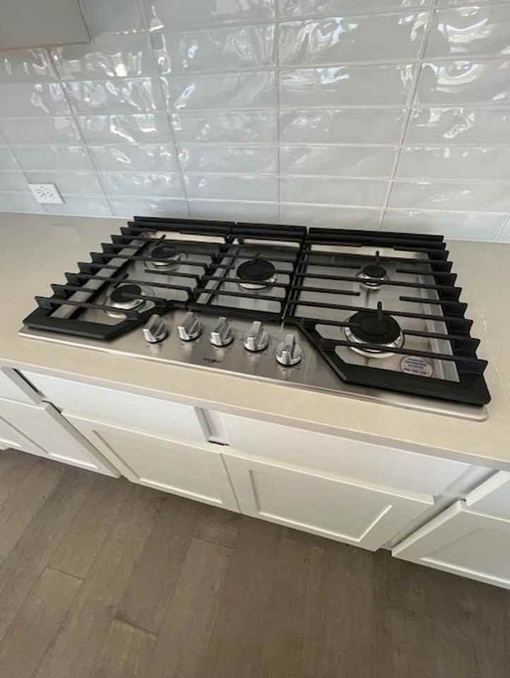 1413 Kneehigh Ln - Photo 7 of 28