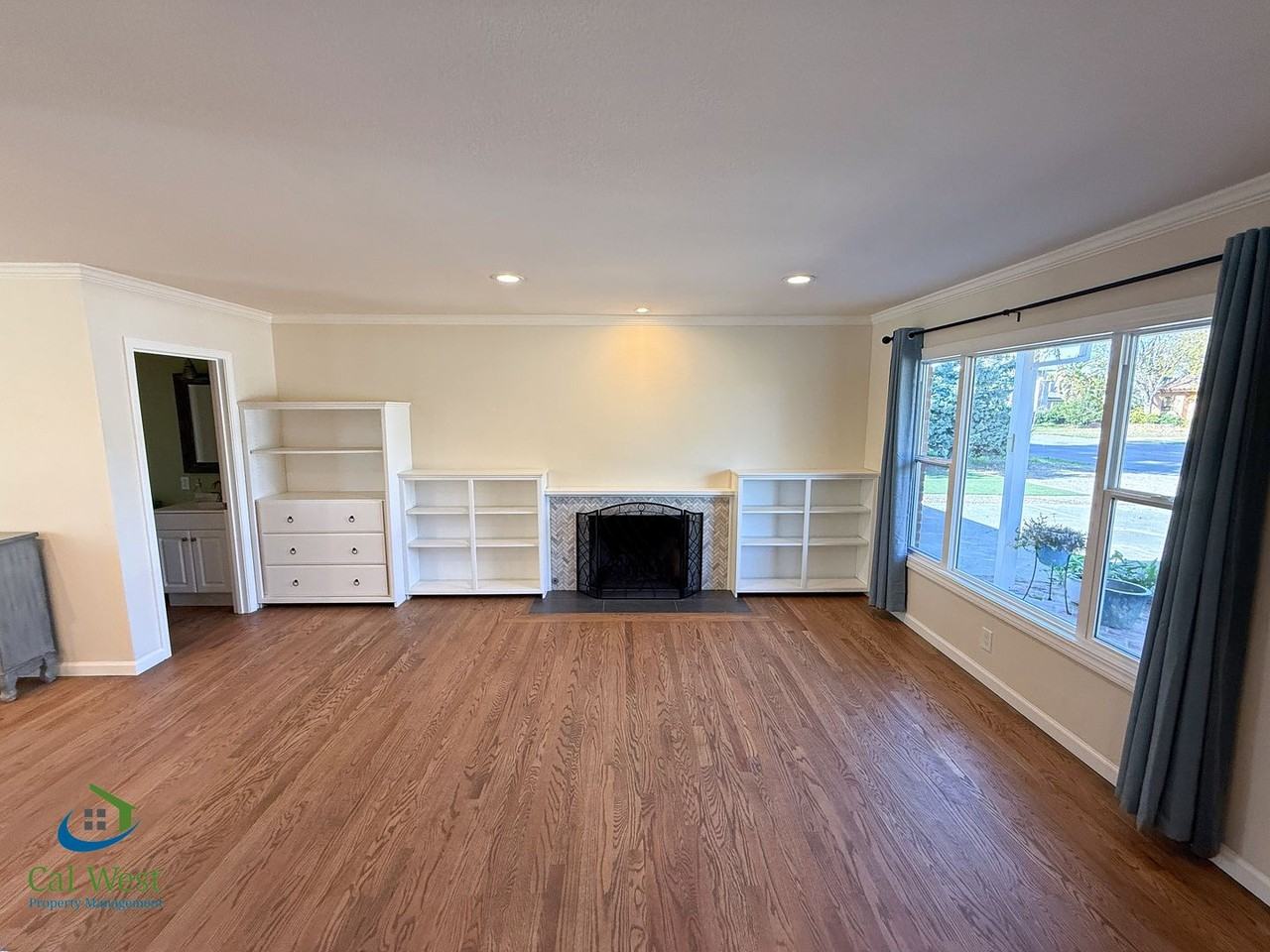 14570 Homerite Dr - Photo 7 of 50