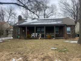 featured image of 2533 E 19th St