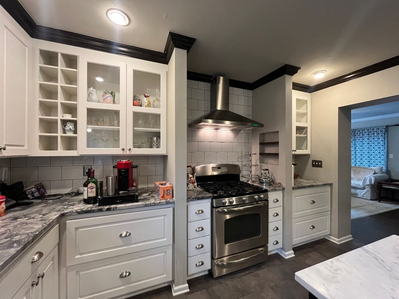 2533 E 19th St - Photo 7 of 31