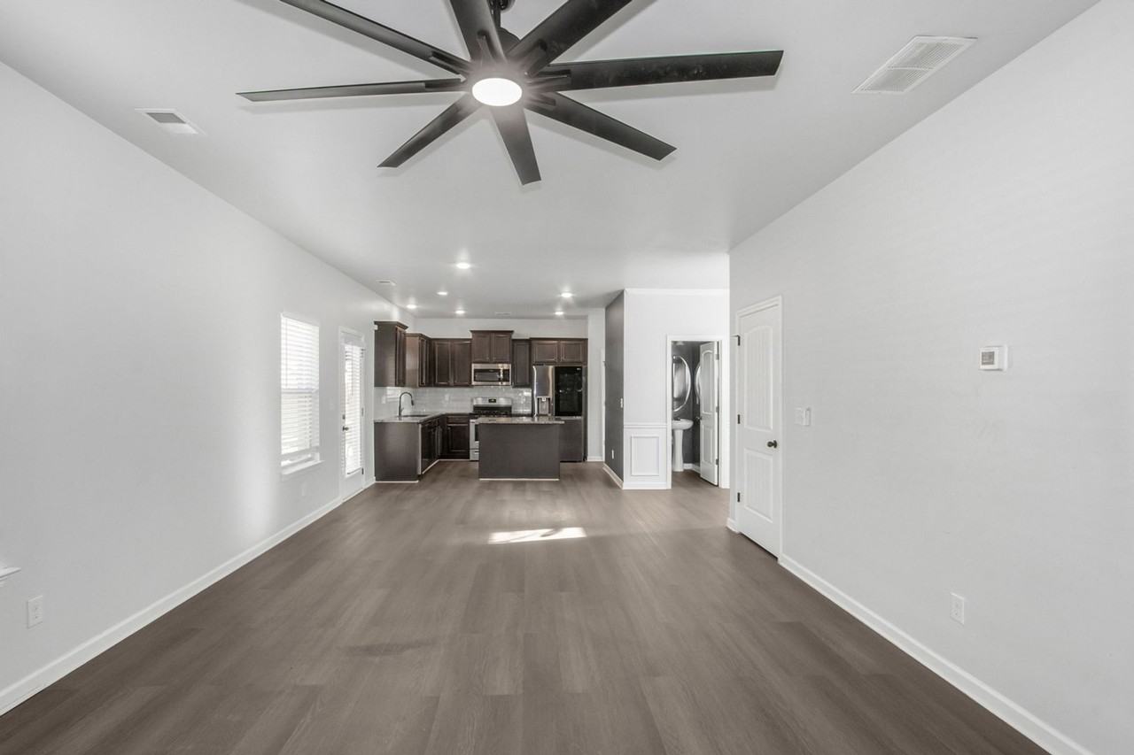 130 Enon Mill Ln Sw - Photo 3 of 29