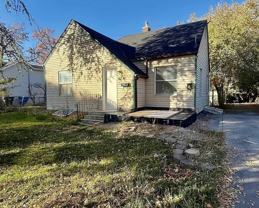 674 W Pine St - Photo 1 of 1