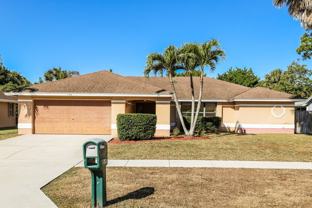 126 Waterway Rd - Photo 1 of 1