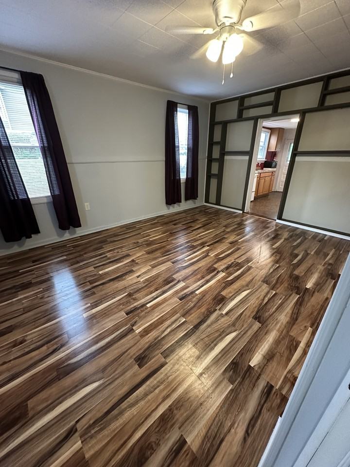 219 W 2nd St #C - Photo 6 of 15