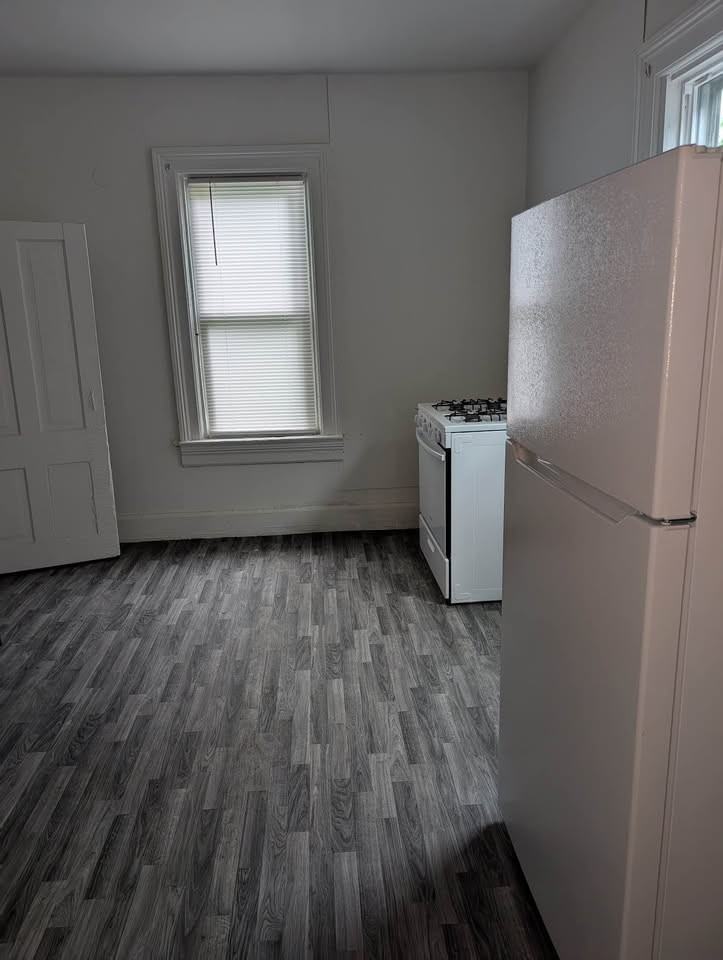 613 Green St #1 - Photo 6 of 9