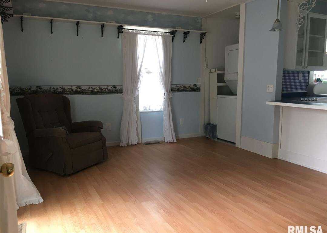 650 Custer Pl #NA - Photo 4 of 5