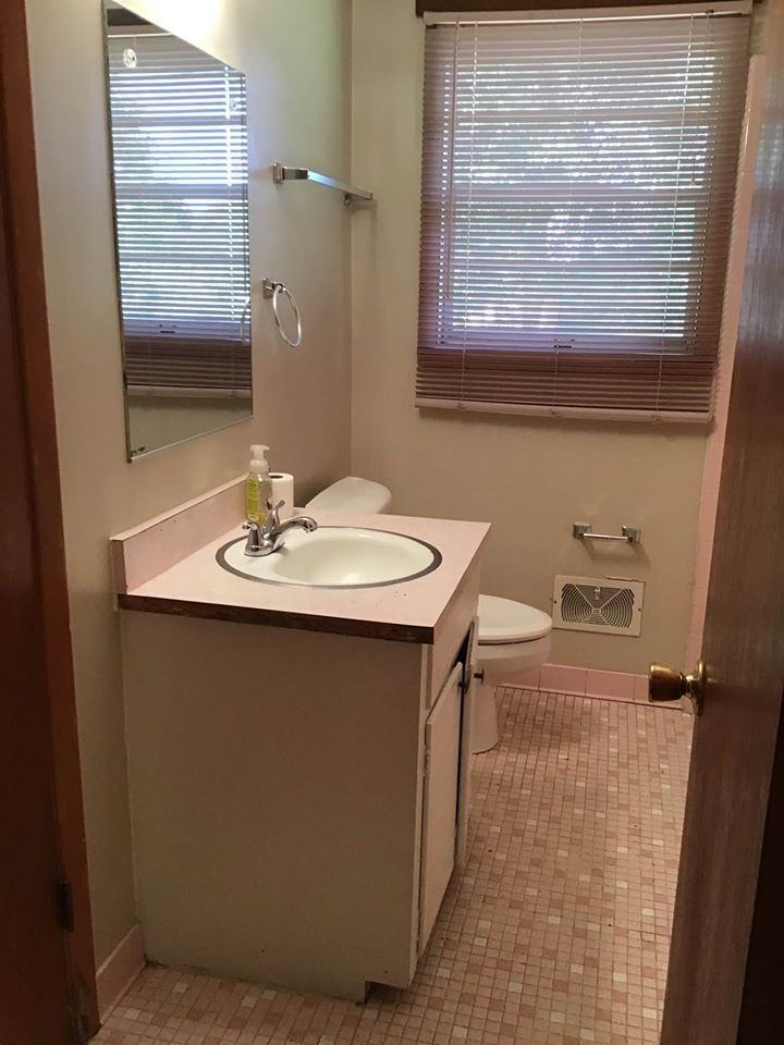 10 Hampton Dr - Photo 2 of 11