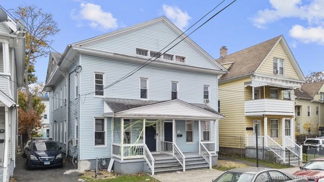 34 Cassius St #36 - Photo 3 of 5