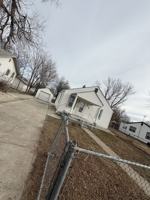 featured image of 1536 S Edwards Ave