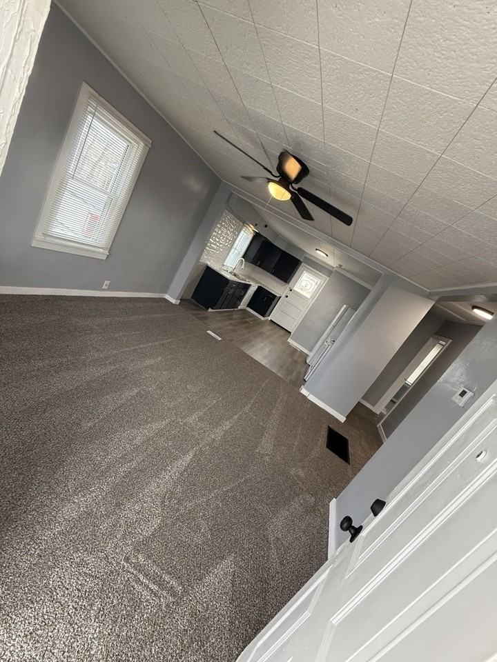 1536 S Edwards Ave - Photo 3 of 20