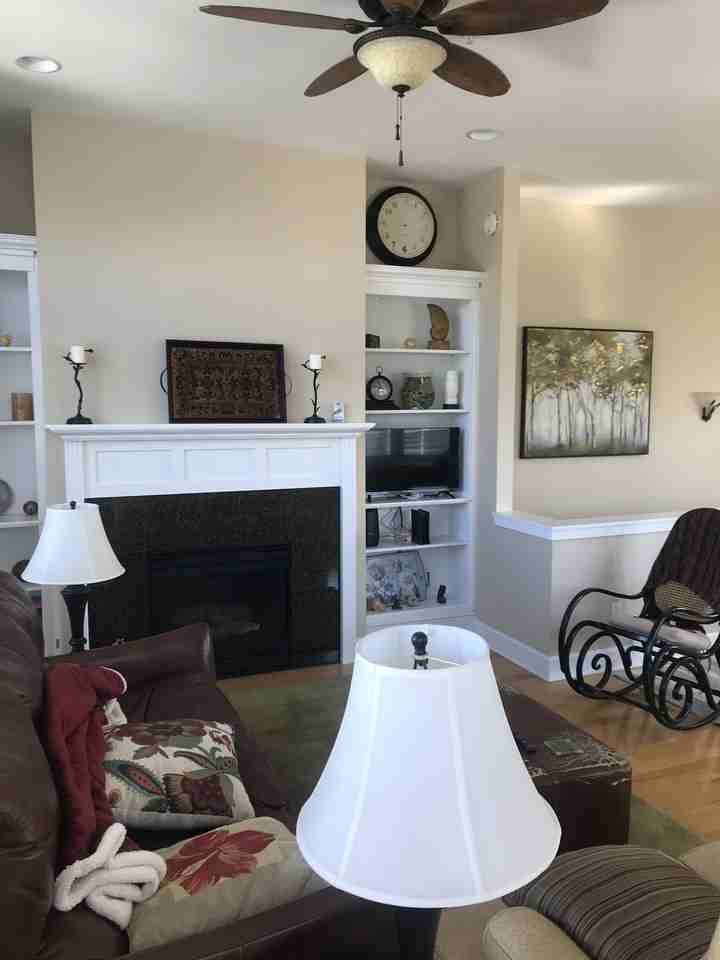 325 Nw Coast St #A - Photo 6 of 21