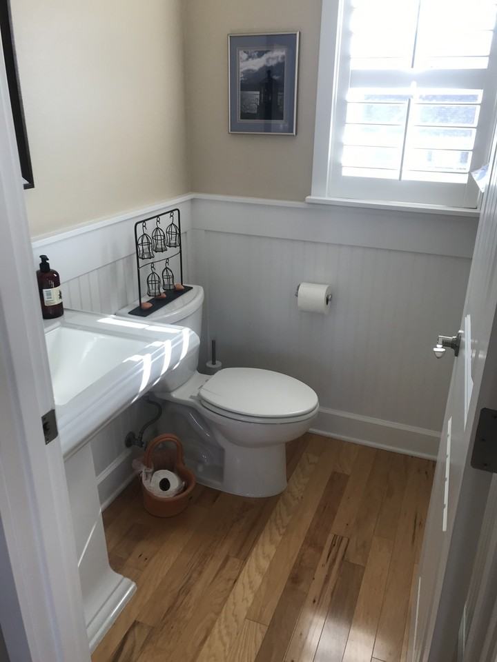 325 Nw Coast St #A - Photo 6 of 21