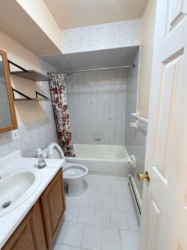 8669 Bay 16th St ##2 - Photo 3 of 10