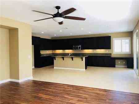 7093 Barwick Ct - Photo 4 of 11