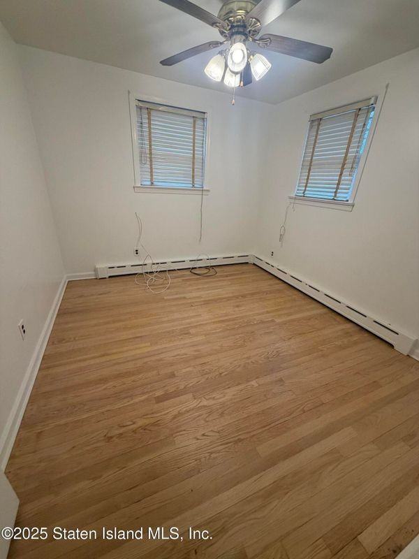 210 Hylan Blvd - Photo 2 of 5