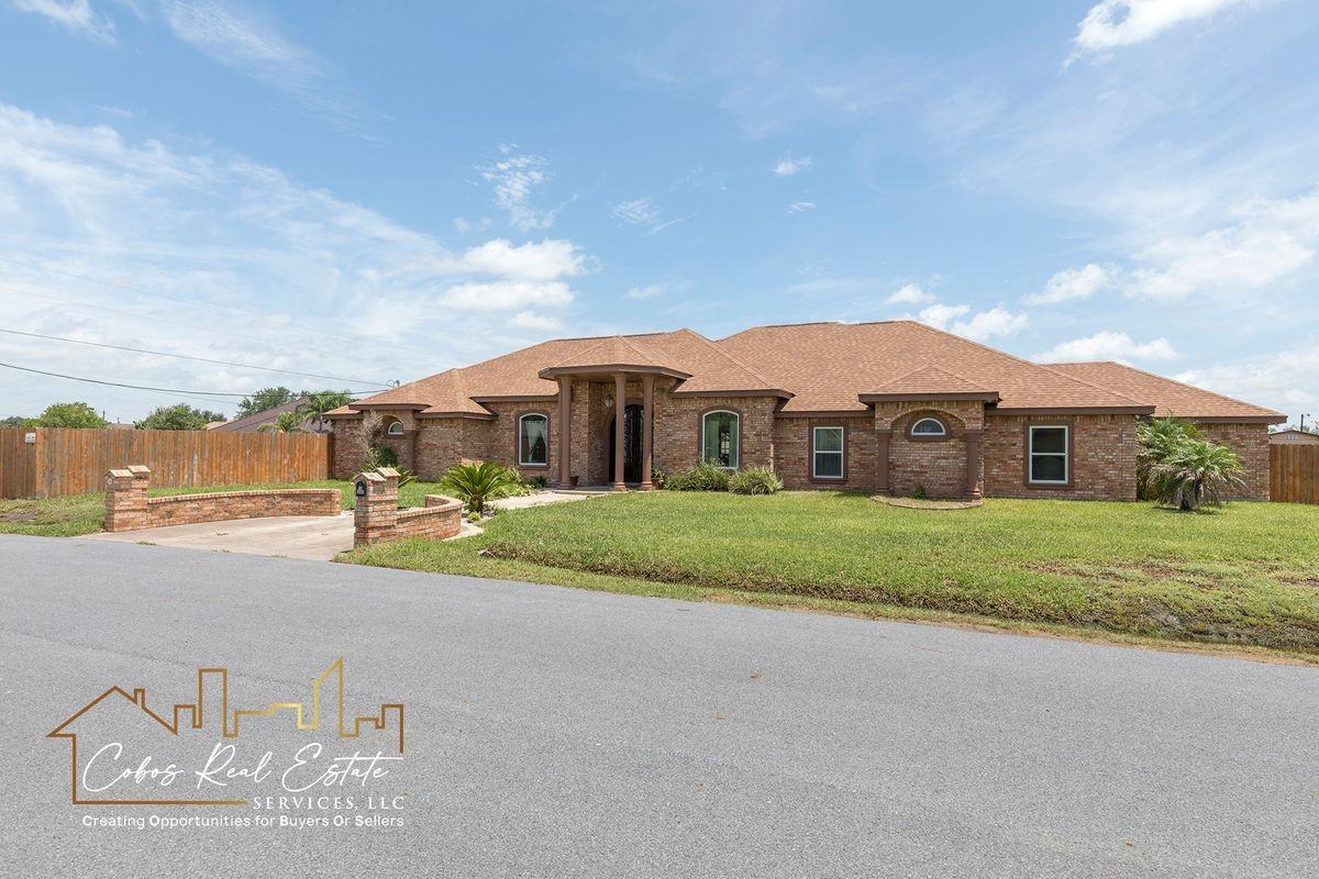 5409 Snowdrop Dr - Photo 4 of 34