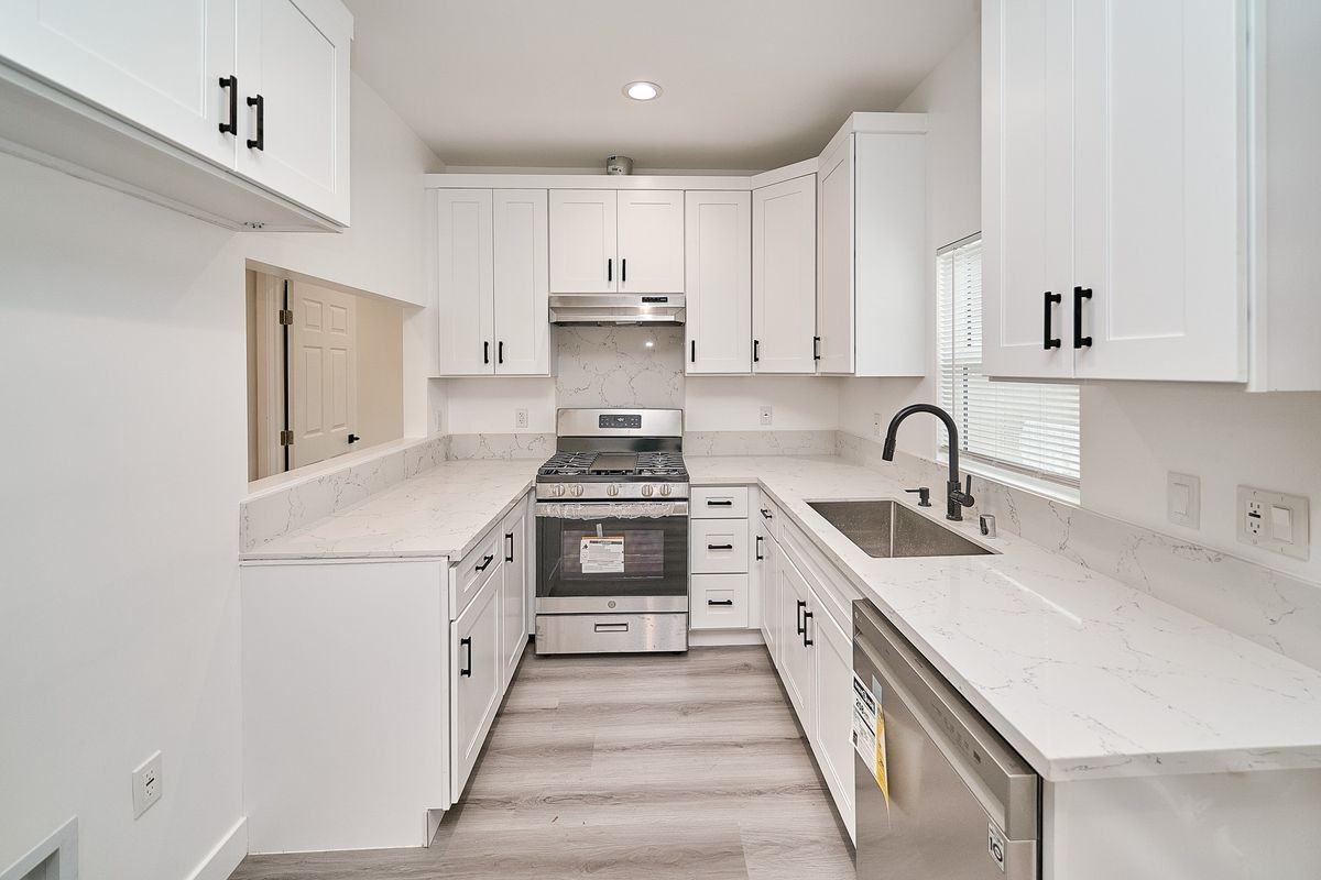 3251 Honolulu Ave ##A - Photo 3 of 25