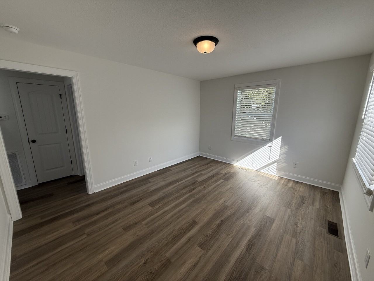 15 Maple St - Photo 4 of 14