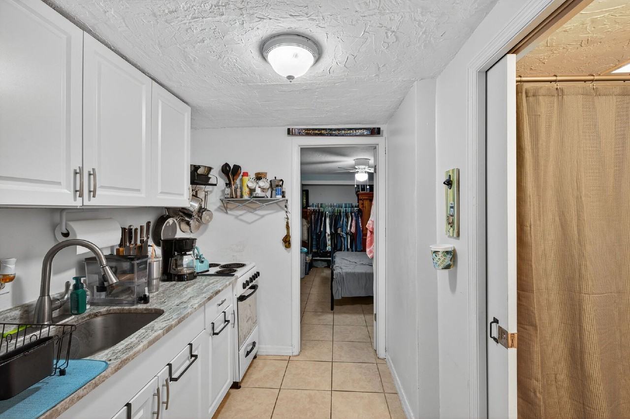 5803 Virginia Ave - Photo 3 of 4