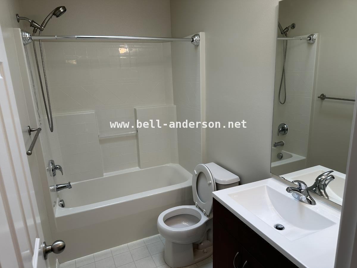 4750 Shattuck Pl S Unit E101 - Photo 7 of 14